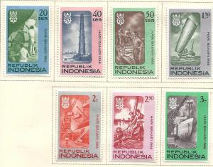 Indonesia  #687-689,691-694  (M)  CV $1.50