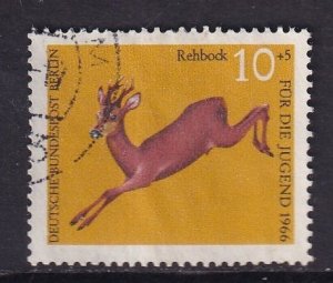 Germany  Berlin   #9NB37  used  1966  roe deer 10pf