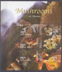 2002 Bhutan 2331-2336KL Mushrooms 9,00 €