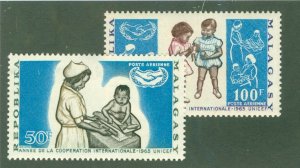 MADAGASCAR C81-2 MH BIN $1.65