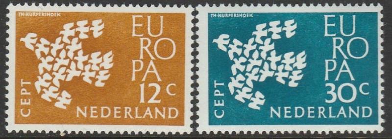 Netherlands, #387-388  MNH From 1961