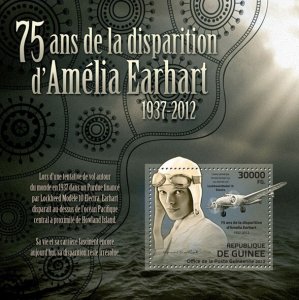 GUINEA - 2012 - Amelia Earhart - Perf Souv Sheet - Mint Never Hinged