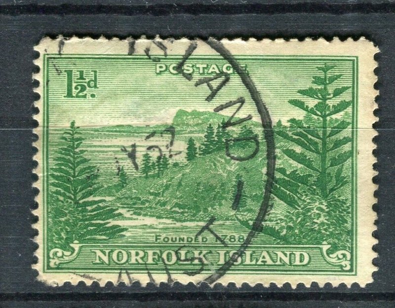 NORFOLK ISLAND; 1947 early Ball Bay issue fine used 1.5d. value