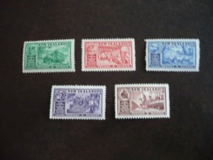 Stamps - New Zealand - Scott# 218-222 - Mint Hinged Set of 5 Stamps