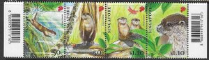 SINGAPORE SG1989a 2011 SMALL CARVED OTTER MNH