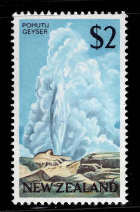 New Zealand Scott 404  Pohutu Geyser MH* stamp
