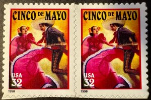 US # 3203 Cinco De Mayo pair 32c 1998 Mint NH