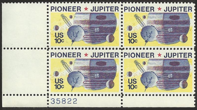 # 1556 MINT NEVER HINGED PIONEER 10 AND JUPITER