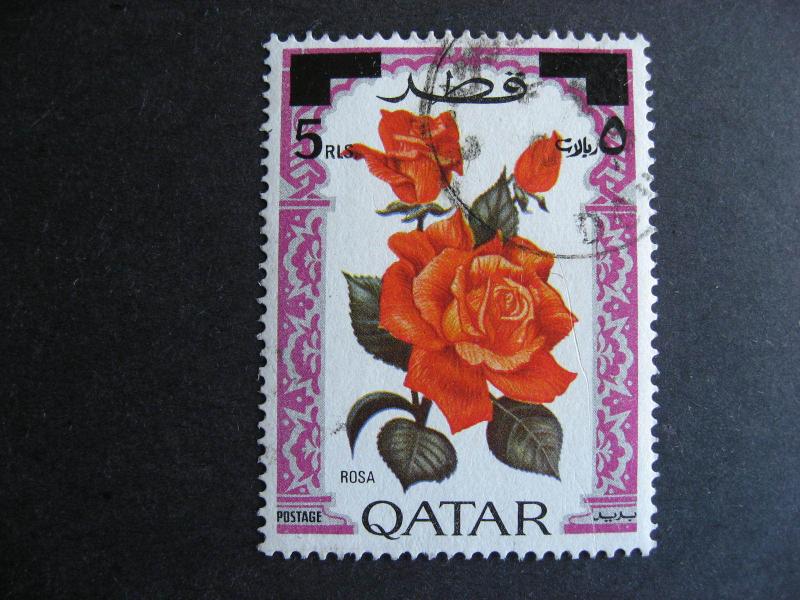 QATAR Sc 289 U rose flowers stamp overprinted, surface marks, check it out!!!