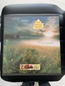 rare hard slipcase CANADA Stamps, 1998 Complete Year set collection, MNH