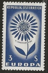 Austria ^  Scott # 738 - MH