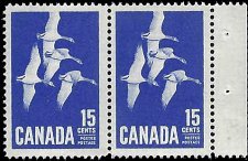 CANADA   #415 MNH PAIR (1)