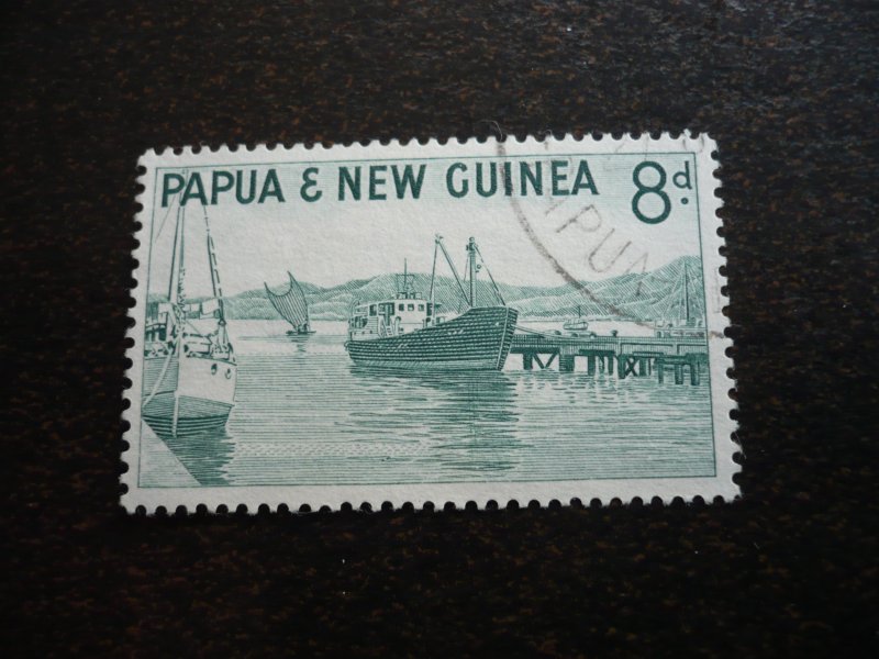 Stamps - Papua New Guinea - Scott# 157 - Used Part Set of 1 Stamp