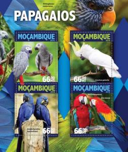 MOZAMBIQUE 2016 SHEET PARROTS BIRDS