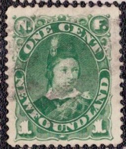 Canada Newfoundland - 45 Used some damage