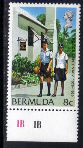 Bermuda 1979 QE2 8ct Police Service walking Umm SG 409 ( L982 )
