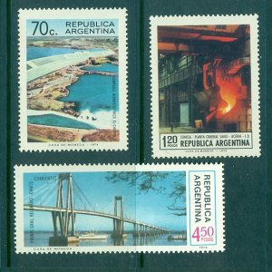 Argentina - Sc# 1023-5. 1974 Development Projects. MNH $3.45.