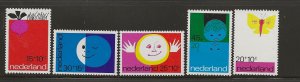 NETHERLANDS  # SC  B476 - 80 MNH