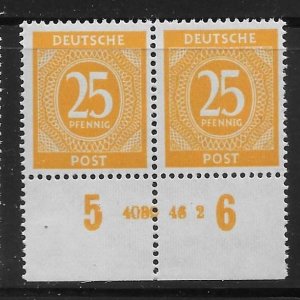 Germany 546 25pf Numeral Job Number 4039 46 2 Pair MNH c.v. 15 Euro