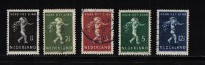 Netherlands  #B118-B122  used  1939    Child Welfare