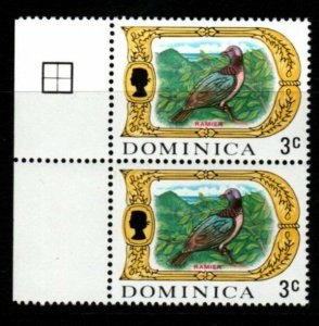 DOMINICA SG275a 1972 3c DEFINITIVE GLAZED PAPER MNH PAIR