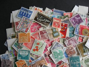 Switzerland colossal mixture (duplicates, mixed cond) 1000 25%comems 75% defins