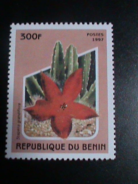 ​BENIN-1997-LOVELY COLORFUL BEAUTIFUL CACTUS FLOWER MNH  VF-LAST ONE