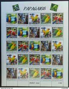 2014 Mozambique Parrots Birds Fauna #7605-09 ! Unique Big Sh ** Qw99