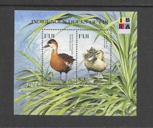 BIRDS - FIJI #848  DUCKS S/S  MNH