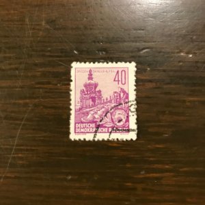 Germany DDR SC 229 - Used - 40pf Zwinger Castle (1) - VF/XF