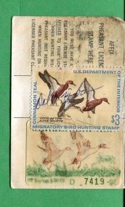 CALIFORNIA DUCK STAMP RW38 + CA #1 (used) On 1971 Hunting/ Fishing License  - 04