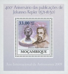 Astronomy Johannes Kepler Statue Mini Sov. Sheet MNH