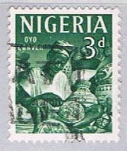 Nigeria Woman (NP34R805)
