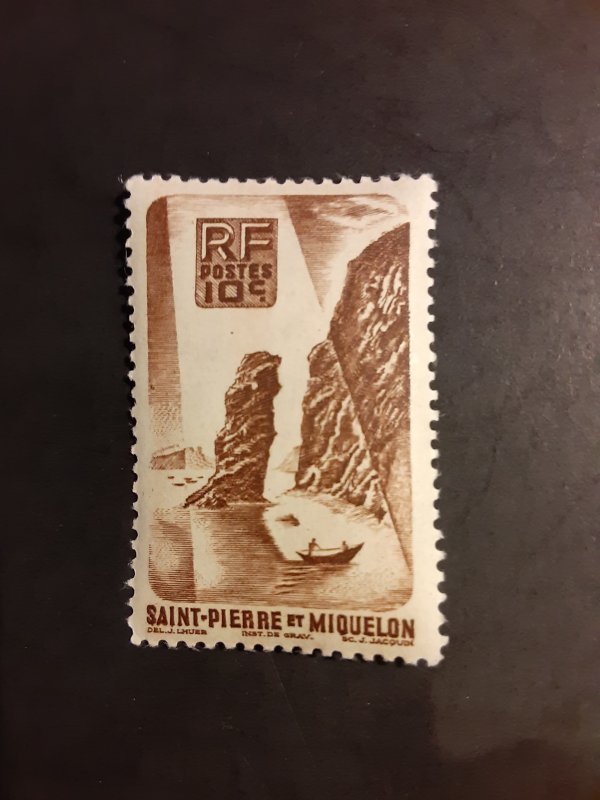 ^St. Pierre & Miquelon #324               MNH