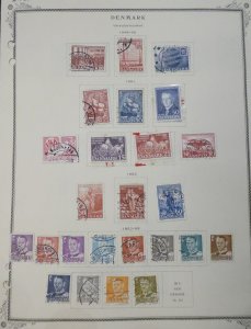 EDW1949SELL : DENMARK Nice collection on pages with many Better. Good Starter