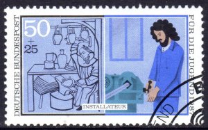 GERMANY... COMBINED POSTAGE AVAILABLE