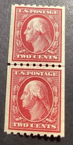 US Scott # 391 line pair VF Mint LH CV $ 420  / Price $ 195  **  FREE Shipping!!