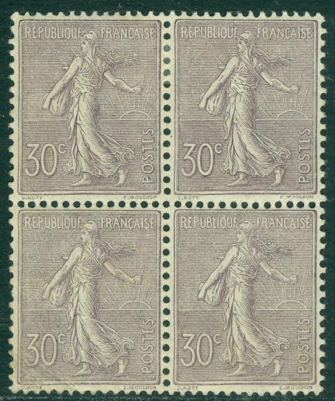 EDW1949SELL : FRANCE 1903 Scott #142 Blk of 4 Bottom 2 stamps NH. Catalog $700.