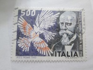 Italy #1560 used  2024 SCV = $0.30