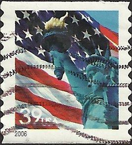 # 3982 USED FLAG AND STATUE OF LIBERTY
