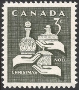 Canada SC#443 3¢ Christmas: Gifts from the Wise Men (1965) MLH