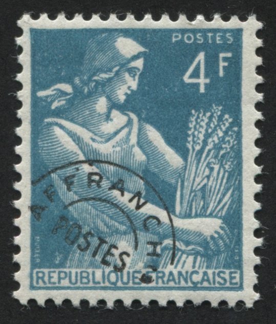 France  707-710 MH