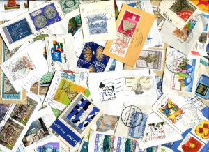 WOR6 1-OZ (28 gm) WORLD UNPICKED WITHOUT GERMAN STAMPS - KILOWARE,  ON PIECE.