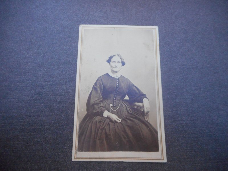 # R 13c Mint on Photo by E. M. Collins