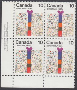 Canada - #678 Christmas Plate Block - MNH