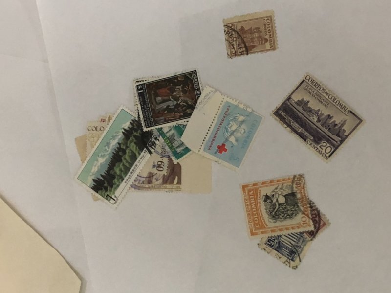 W.W. Stamps In Glassine’s Some Old US Revenue + Lots Of Other Countries