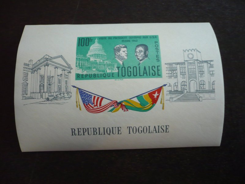 Stamps - Togo - Scott# 437a - Mint Never Hinged Souvenir Sheet