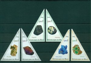 Minerals Mineralen Nature 12 MNH triangle stamps set