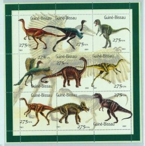 A0860 - GUINEA-BISSAU - ERROR  MISSPERF stamp SHEET - PREHISTORY Dinosaurs 2001
