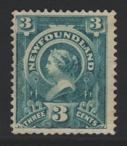 Newfoundland Sc#60 Unused - no gum - color changeling